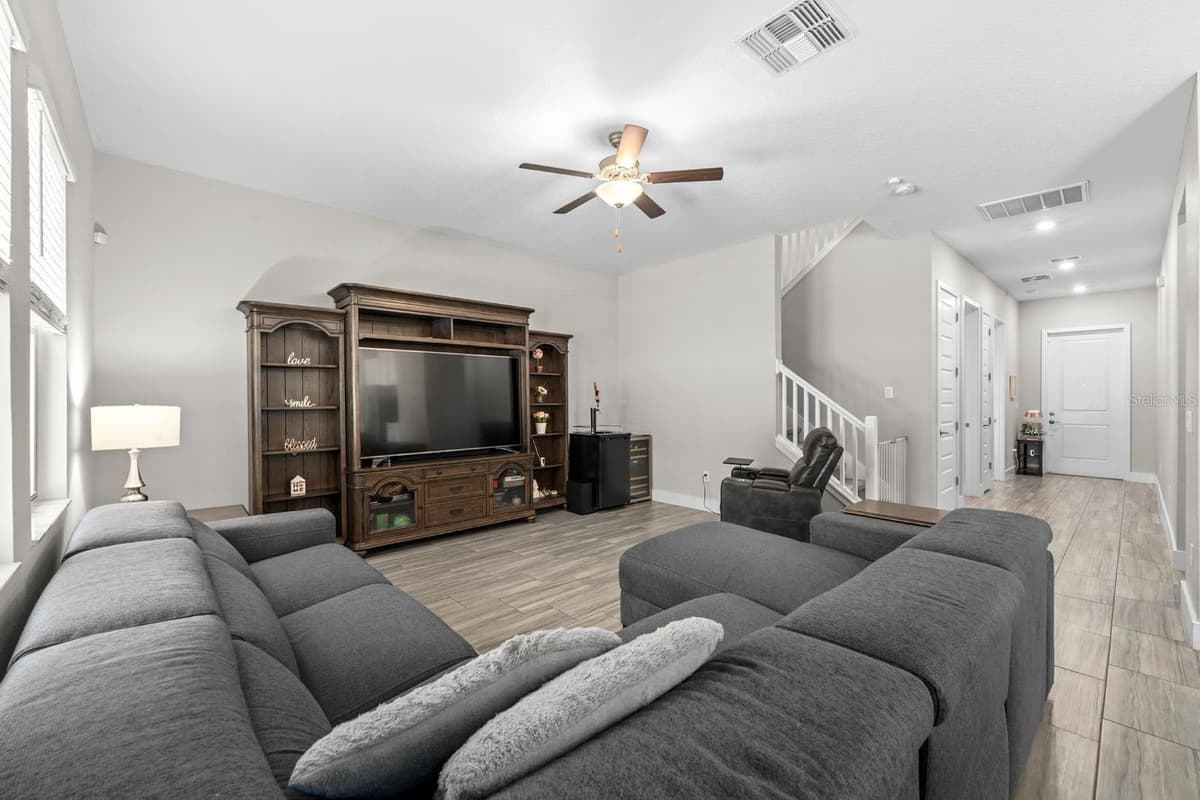 7612 JUANITA STREET — photo 4 of 27