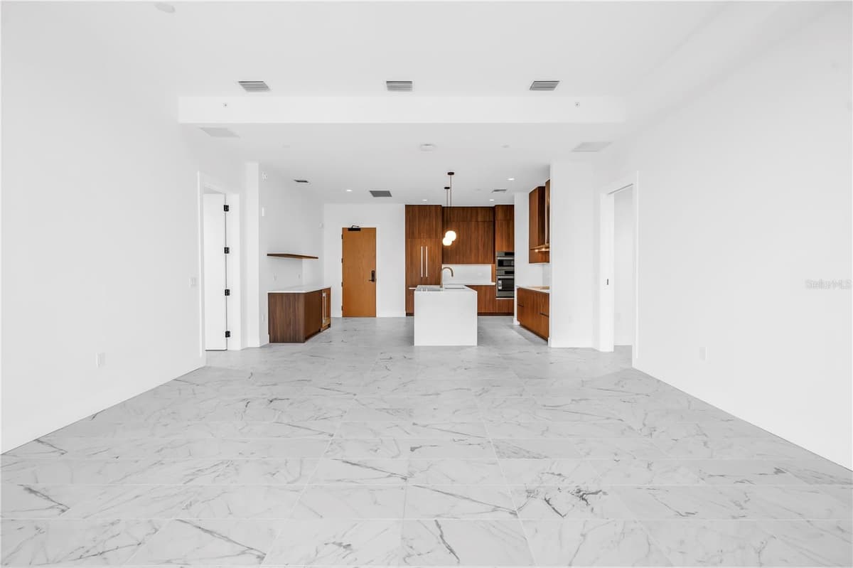 777 3RD AVENUE — photo 15 of 34