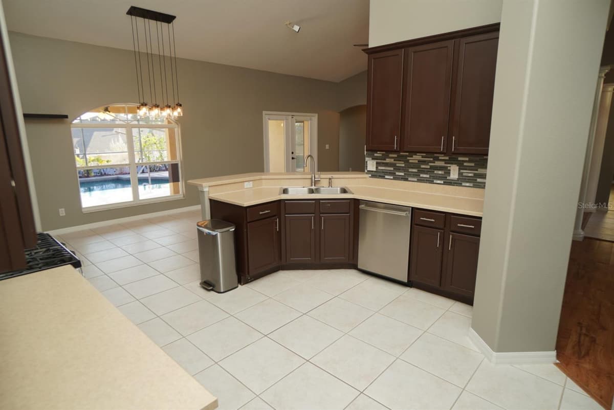 13059 SANDY PINE LANE — photo 8 of 26