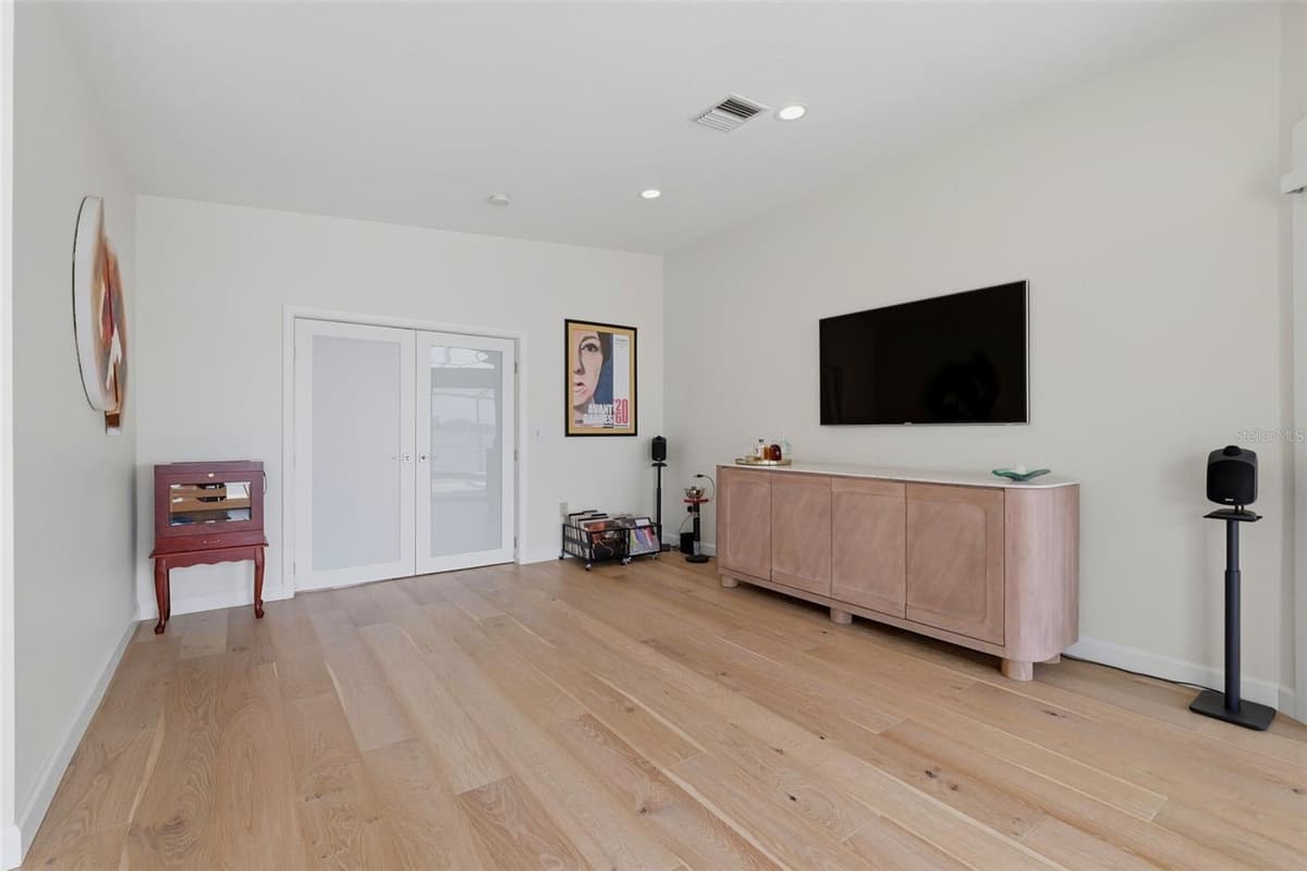 661 79TH CIRCLE — photo 43 of 75