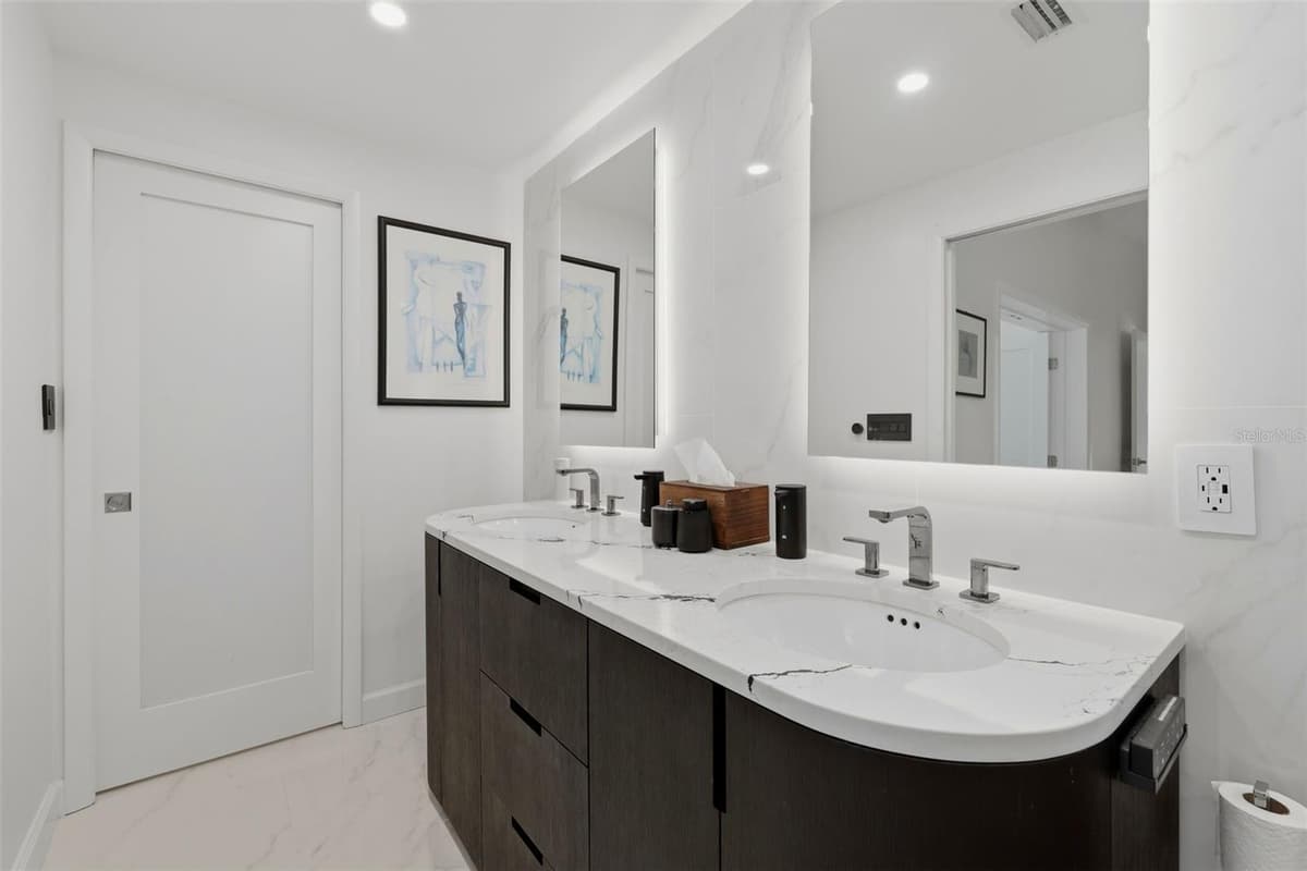 661 79TH CIRCLE — photo 33 of 75