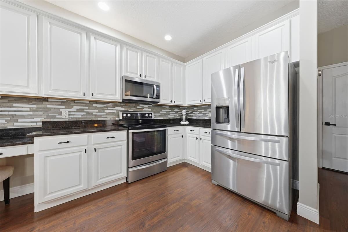 3930 OLD DUNN RD — photo 14 of 66