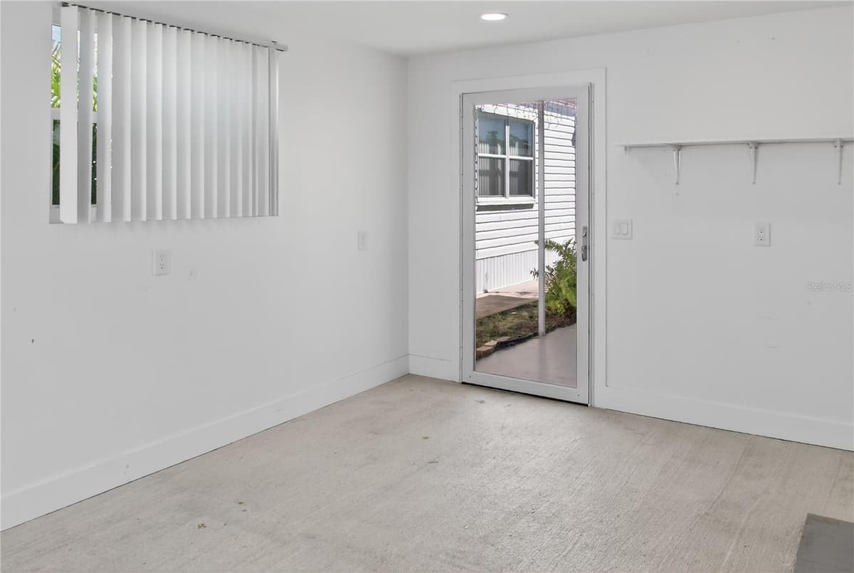 808 GREEN CIRCLE — photo 28 of 67