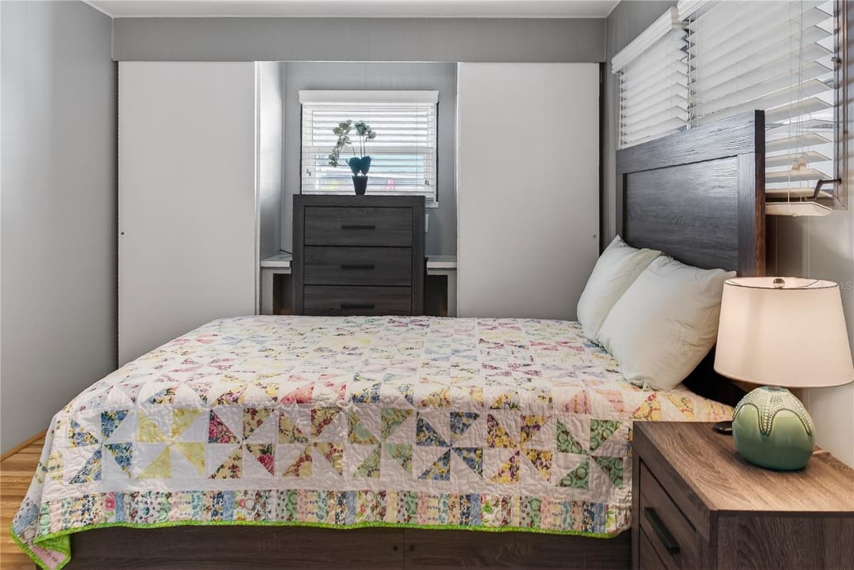808 GREEN CIRCLE — photo 18 of 67