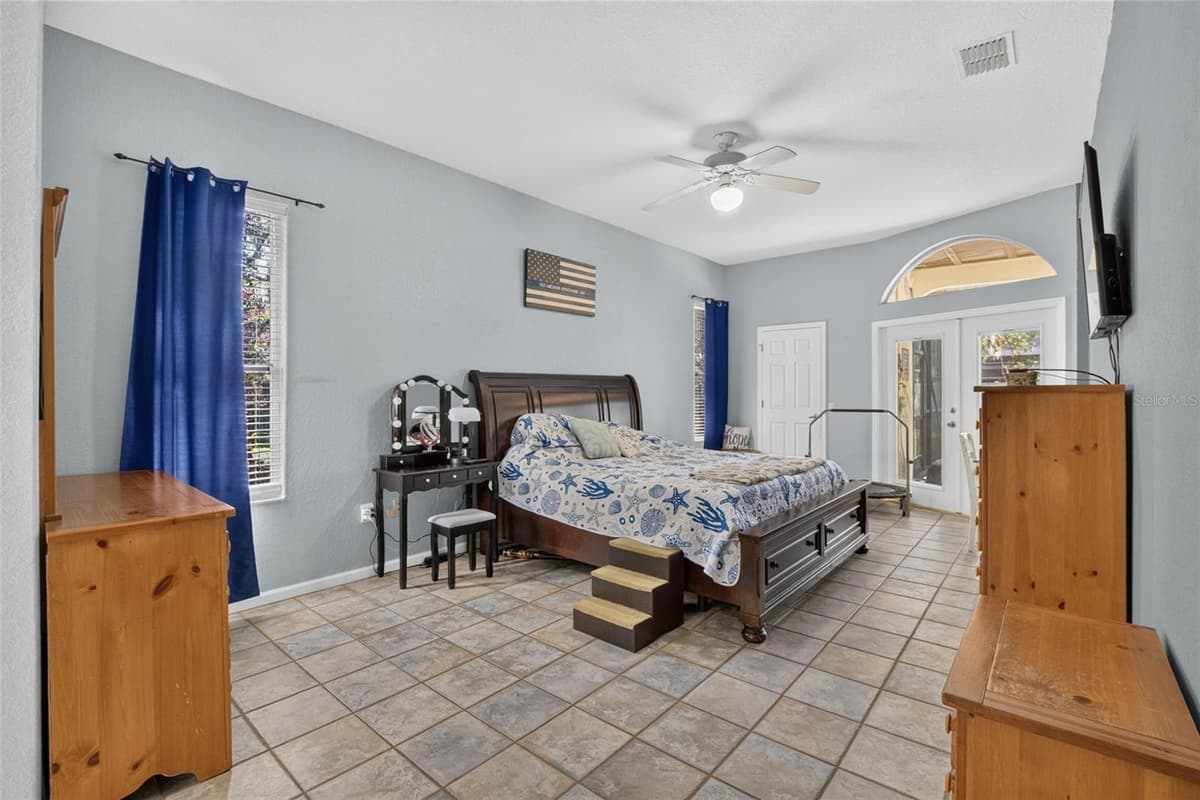 2704 ASTON AVENUE — photo 33 of 88