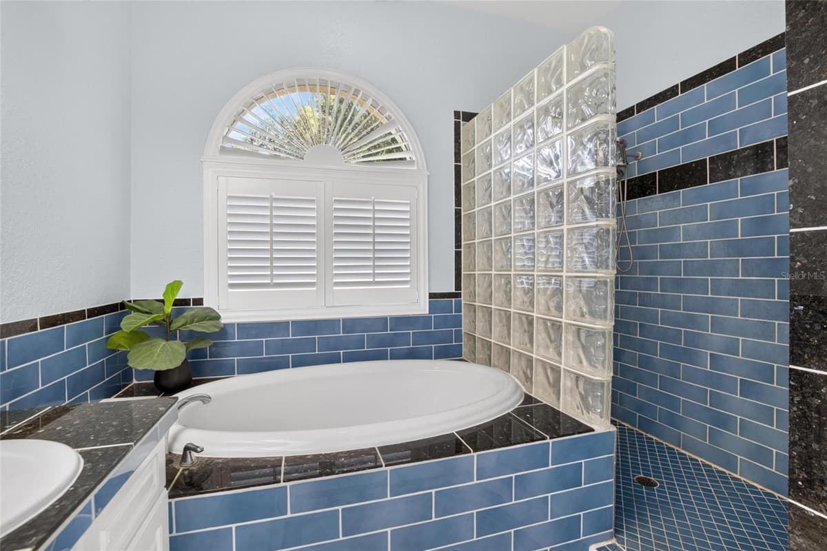 2704 ASTON AVENUE — photo 35 of 88