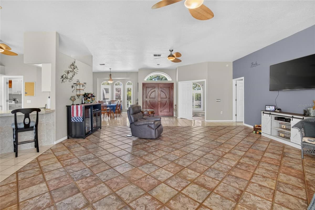 2704 ASTON AVENUE — photo 18 of 88