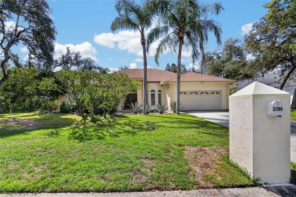 2704 ASTON AVENUE — photo 10 of 88