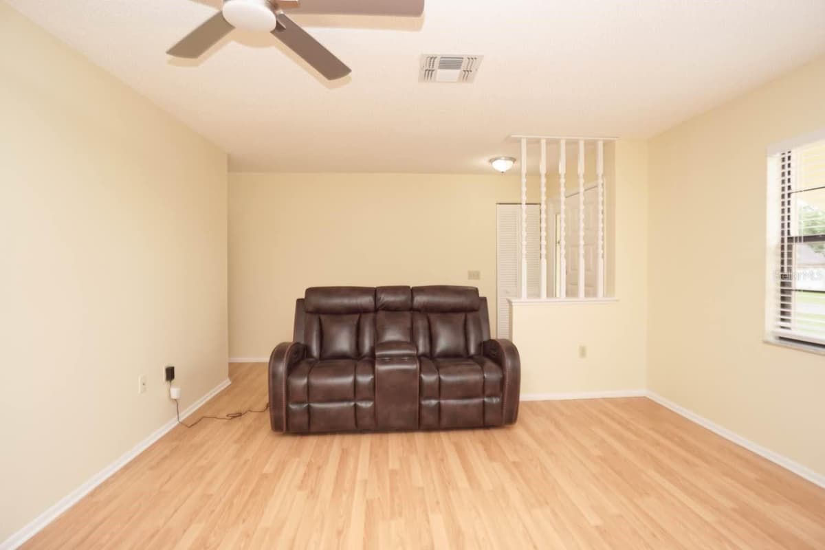 11077 LIGHTWOOD STREET — photo 4 of 23