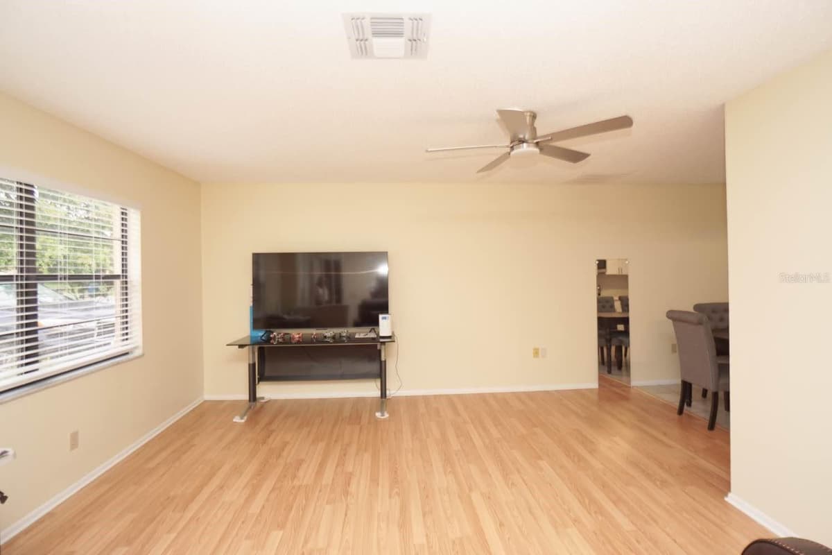 11077 LIGHTWOOD STREET — photo 2 of 23