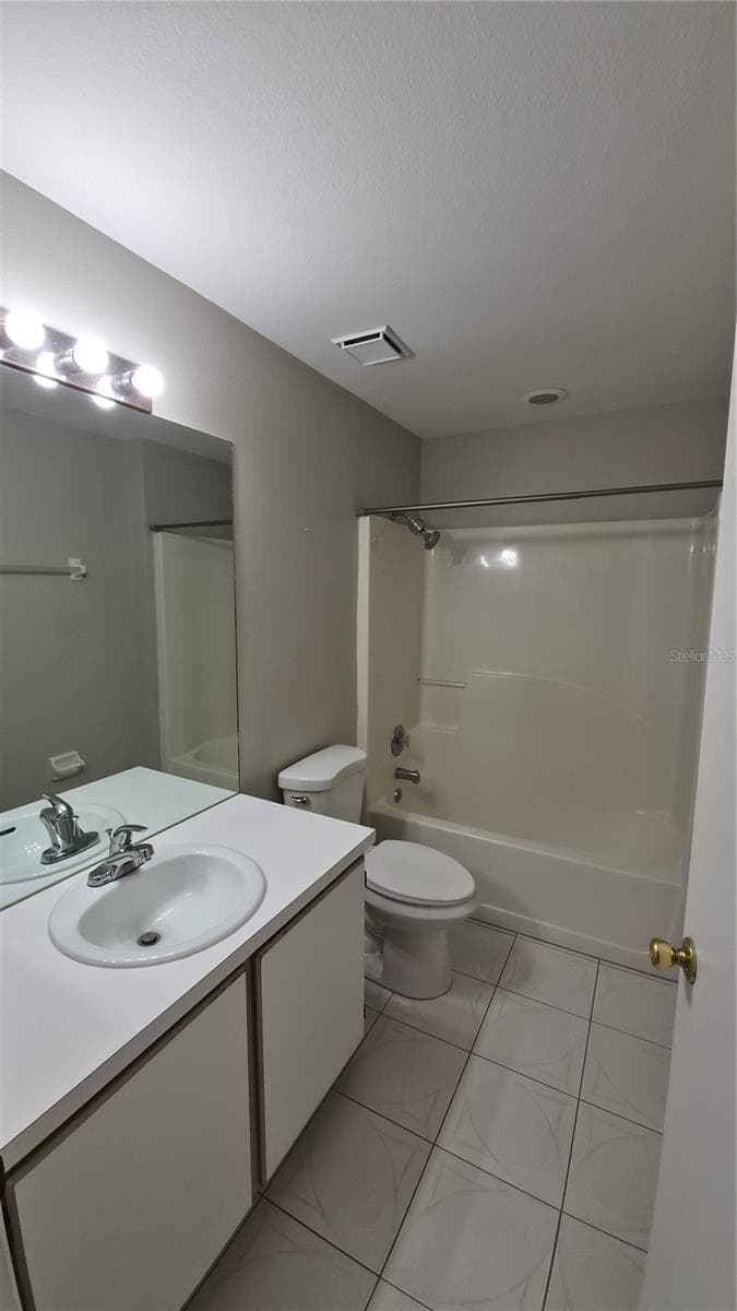 2240 STONEHEDGE LOOP — photo 7 of 10