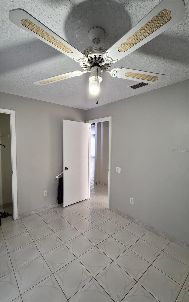 2240 STONEHEDGE LOOP — photo 9 of 10
