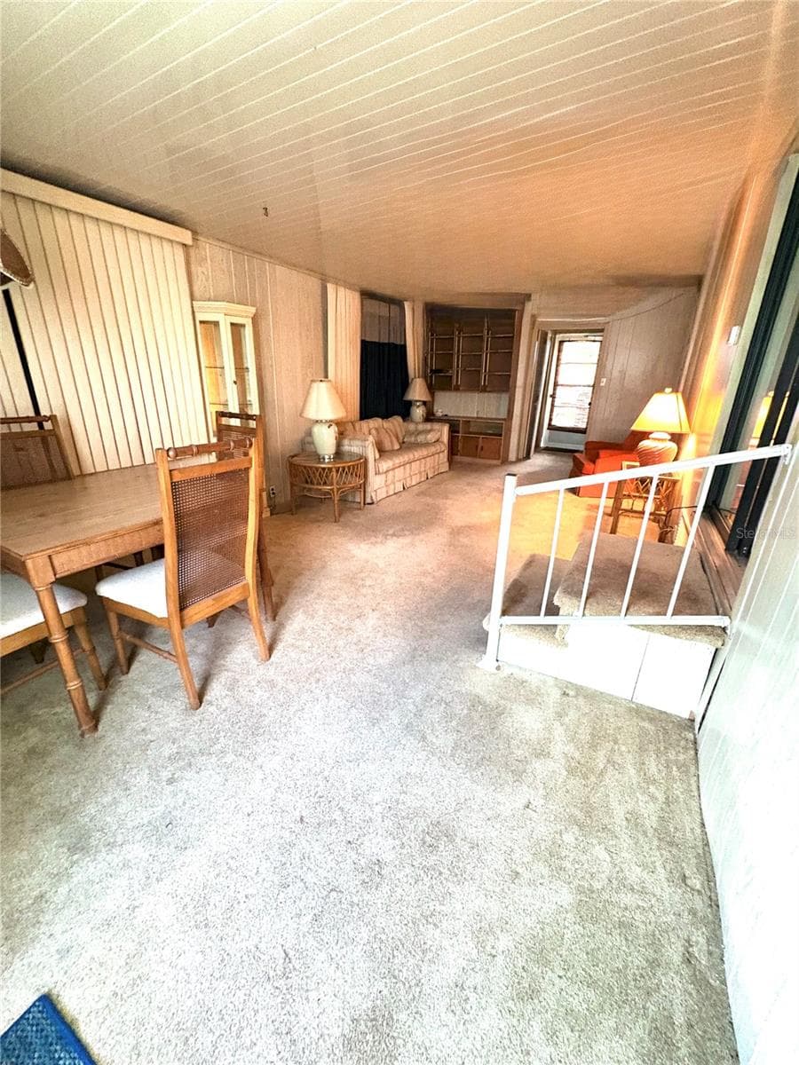 22 WOODRUFF WAY — photo 3 of 22