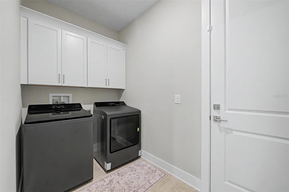 17422 NOKOTA AVENUE — photo 37 of 54