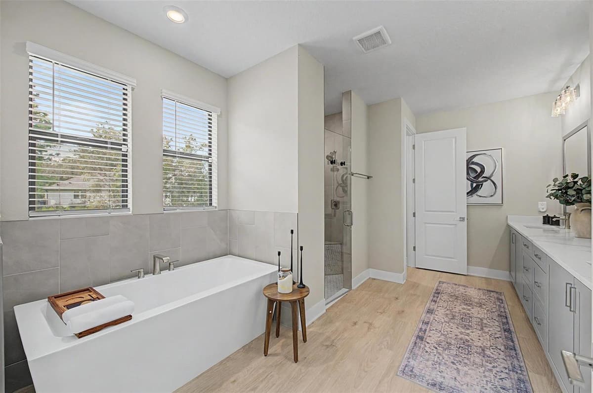 17422 NOKOTA AVENUE — photo 34 of 54