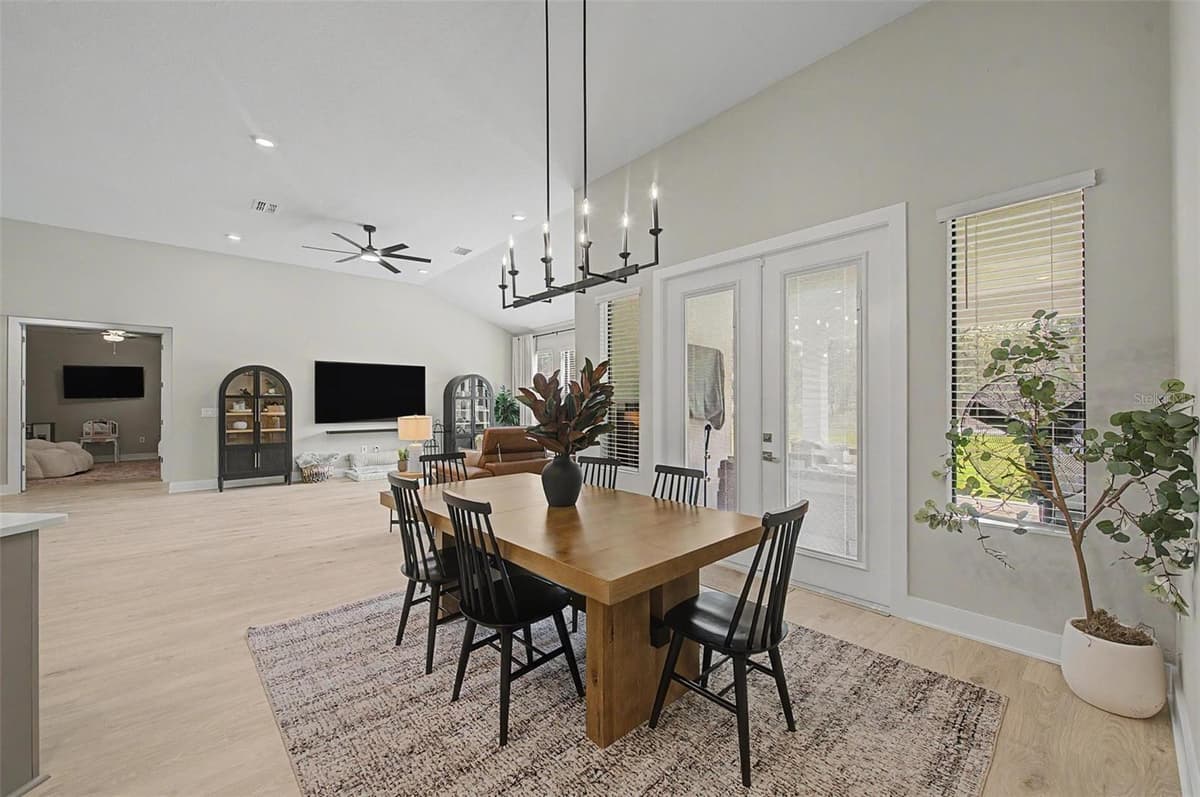 17422 NOKOTA AVENUE — photo 18 of 54