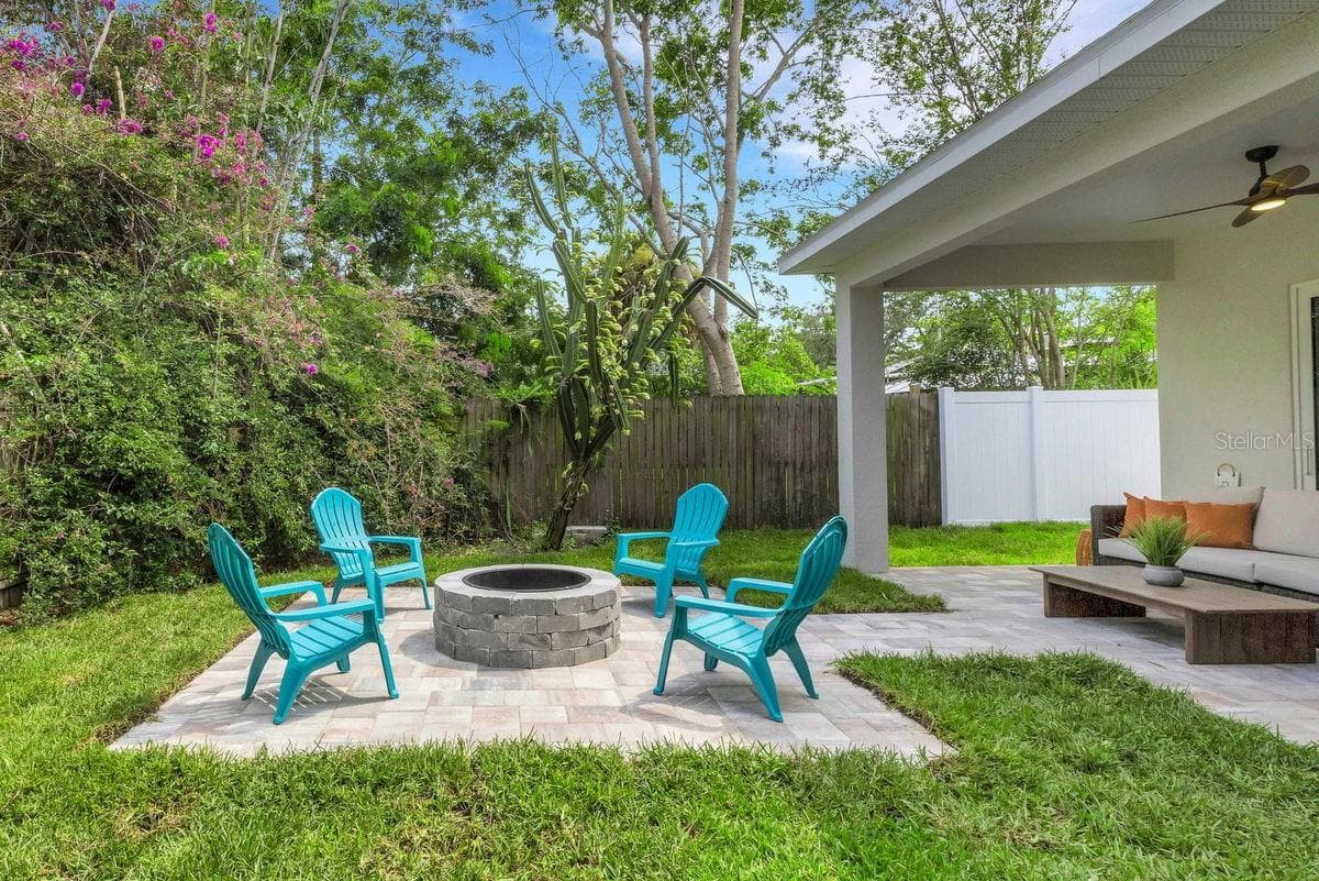 439 LOUDEN AVENUE — photo 47 of 70