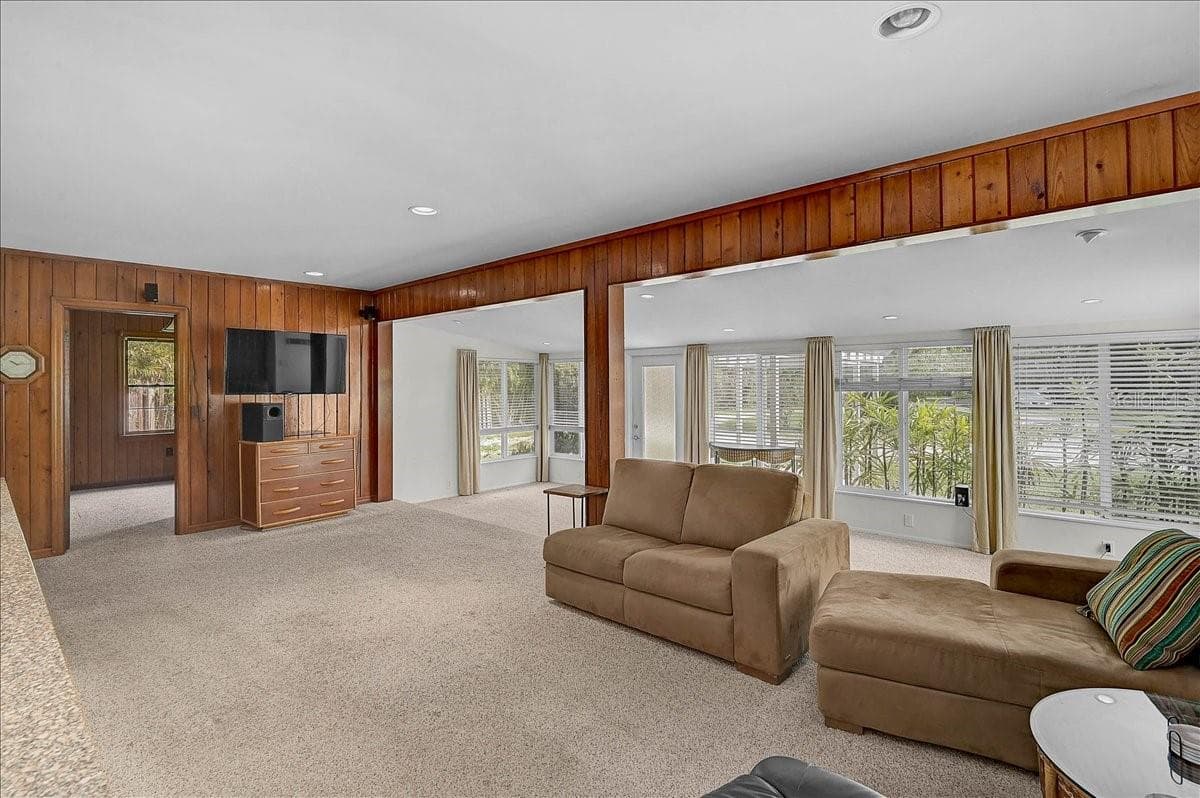 2404 BISPHAM ROAD — photo 15 of 54