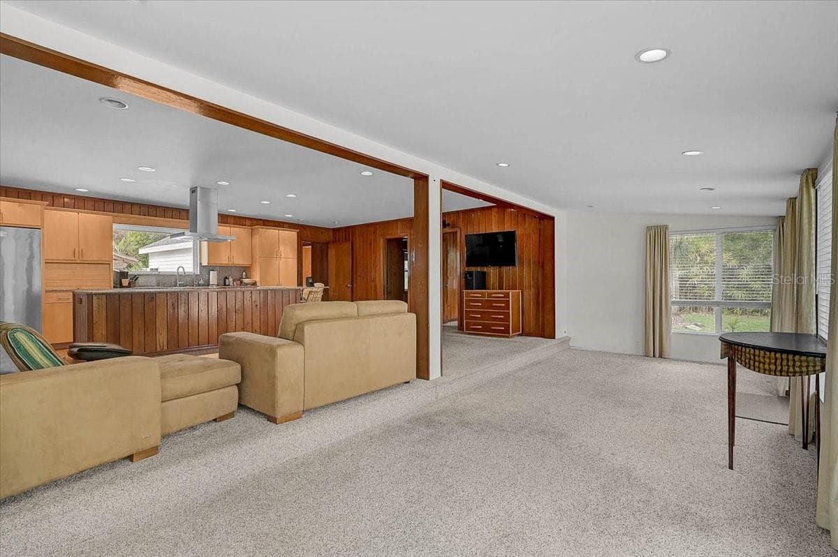 2404 BISPHAM ROAD — photo 19 of 54