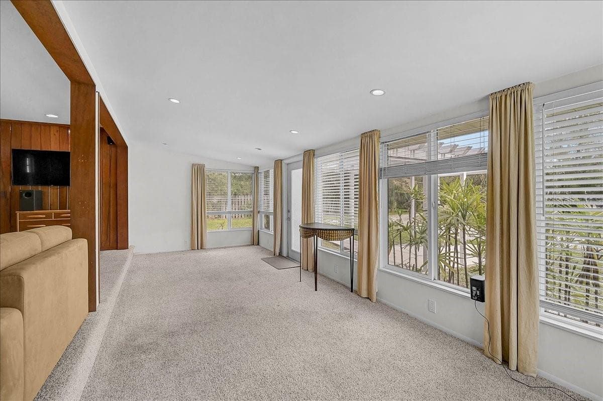 2404 BISPHAM ROAD — photo 18 of 54