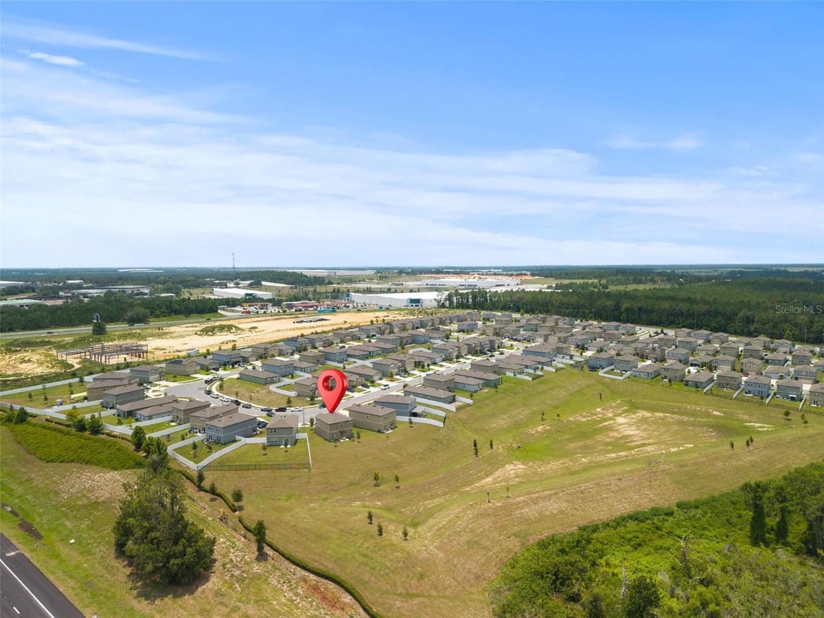 8704 SPORTSMAN LOOP — photo 43 of 46