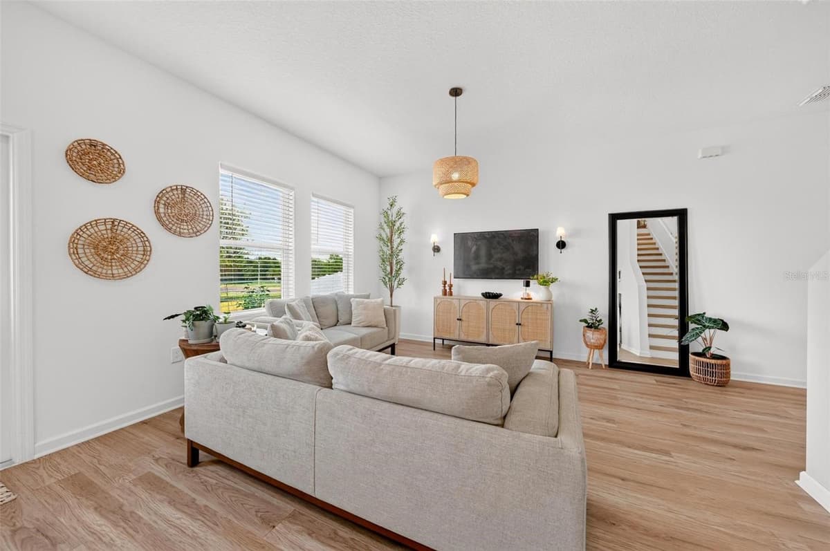8704 SPORTSMAN LOOP — photo 15 of 46