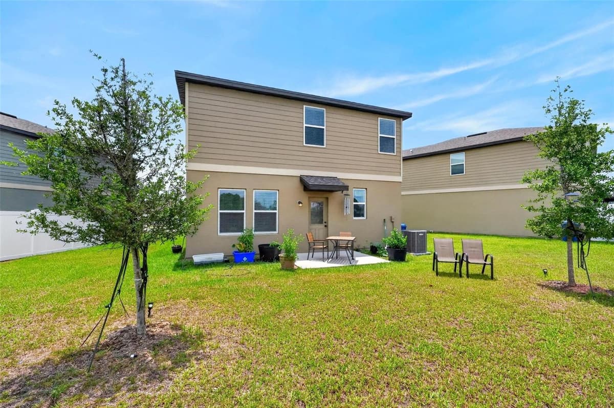 8704 SPORTSMAN LOOP — photo 9 of 46