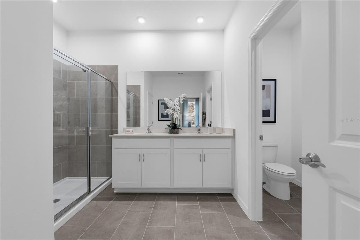 823 PEBBLE CREST LANE — photo 42 of 47