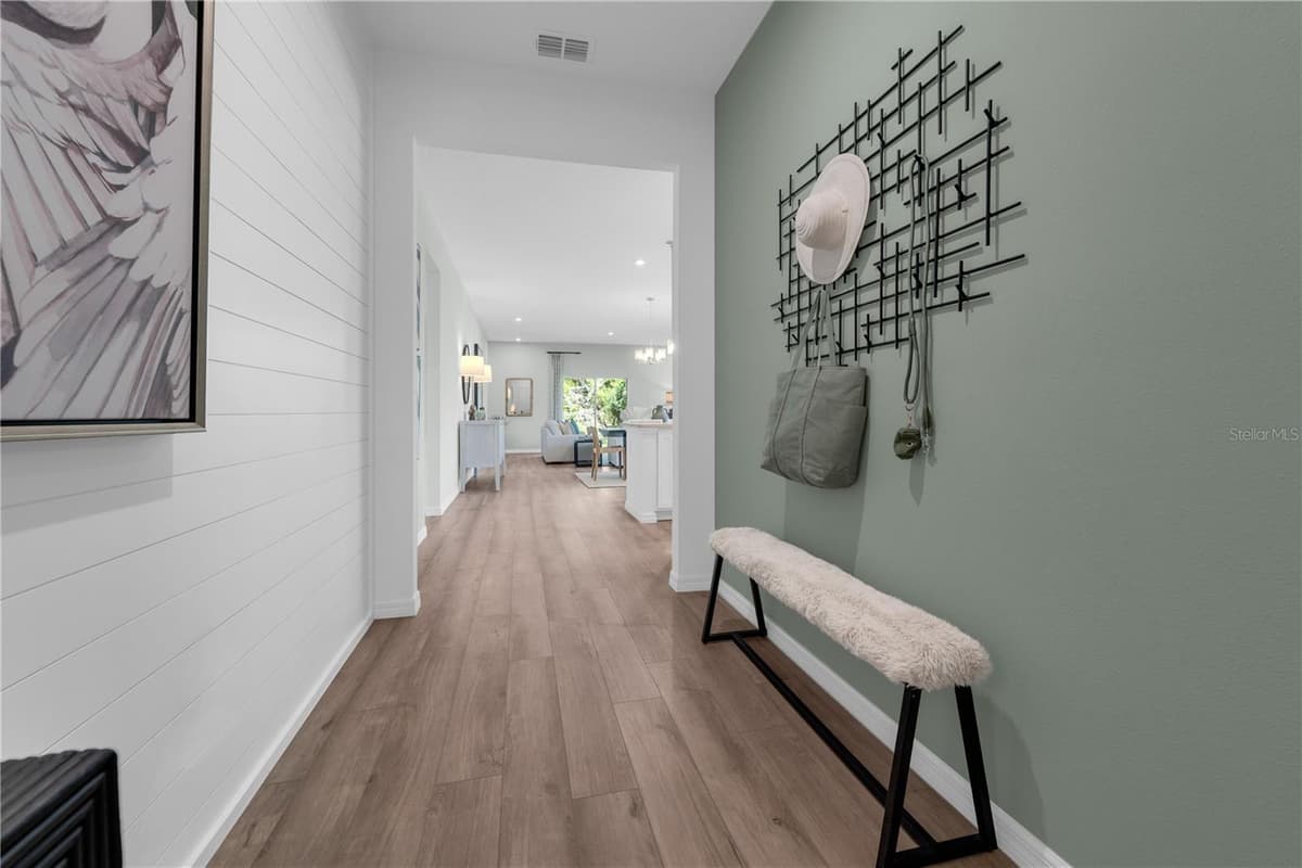 823 PEBBLE CREST LANE — photo 4 of 47