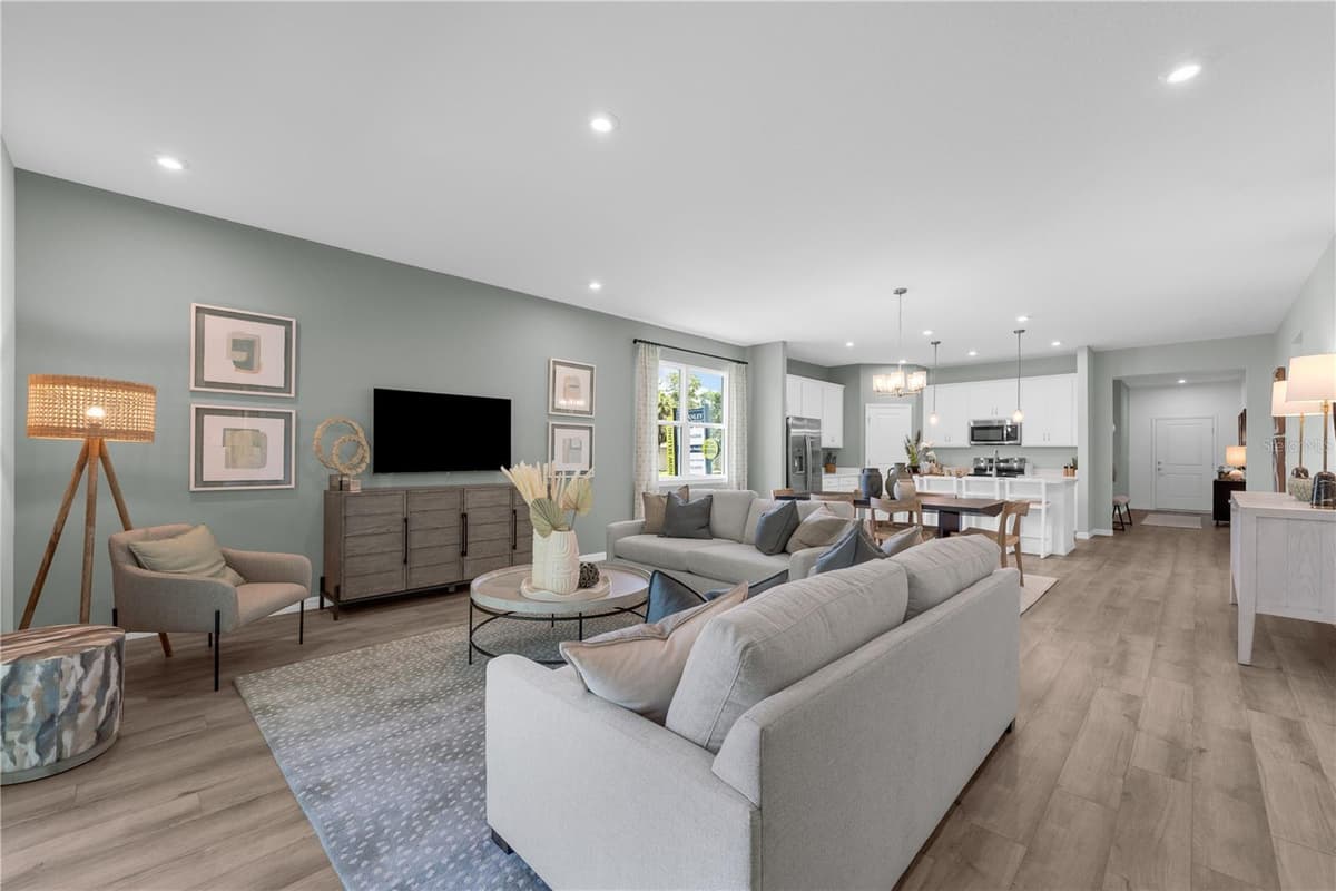823 PEBBLE CREST LANE — photo 32 of 47