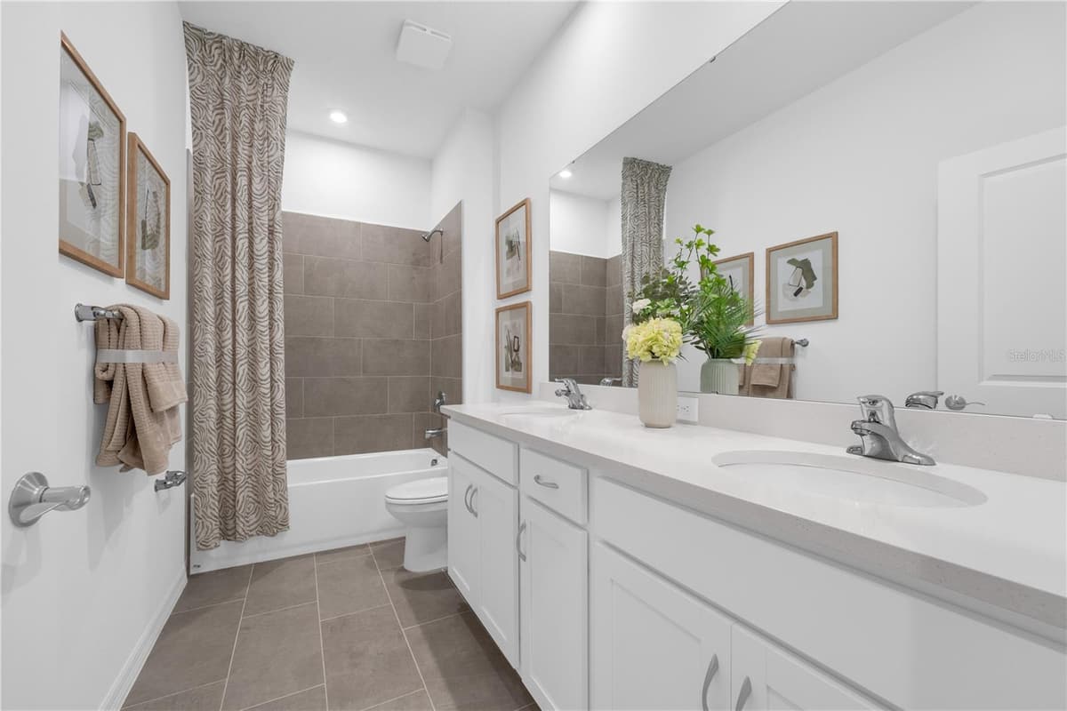 823 PEBBLE CREST LANE — photo 9 of 47
