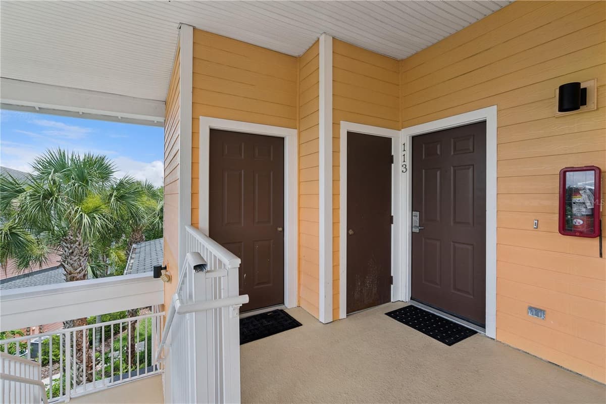 113 ANDROS AVENUE — photo 2 of 26