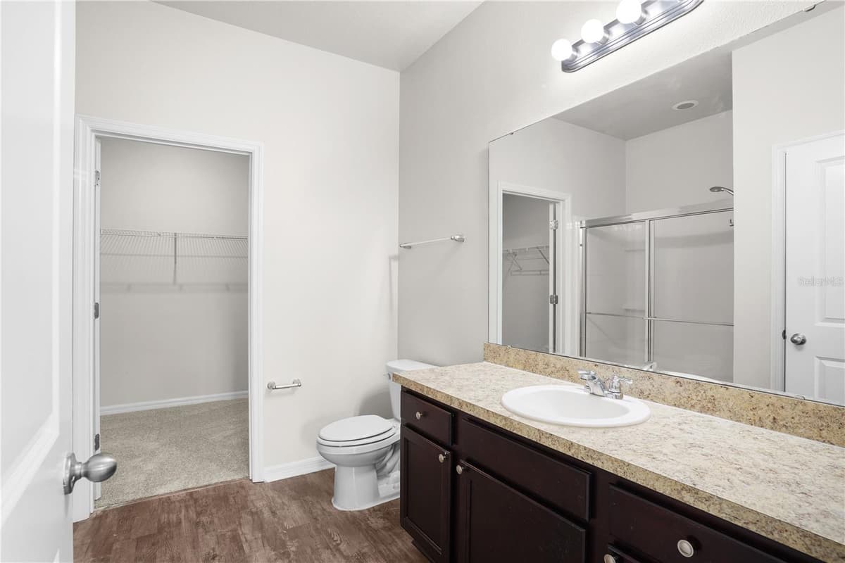 3004 NEVERLAND DRIVE — photo 17 of 38