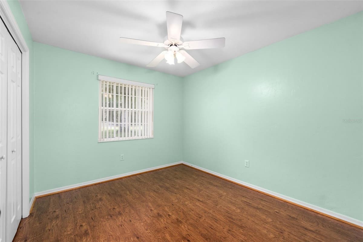 200 CHARLOTTE GLEN — photo 17 of 34