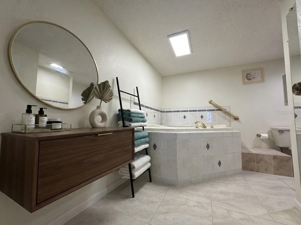 4620 BAY BOULEVARD — photo 18 of 26