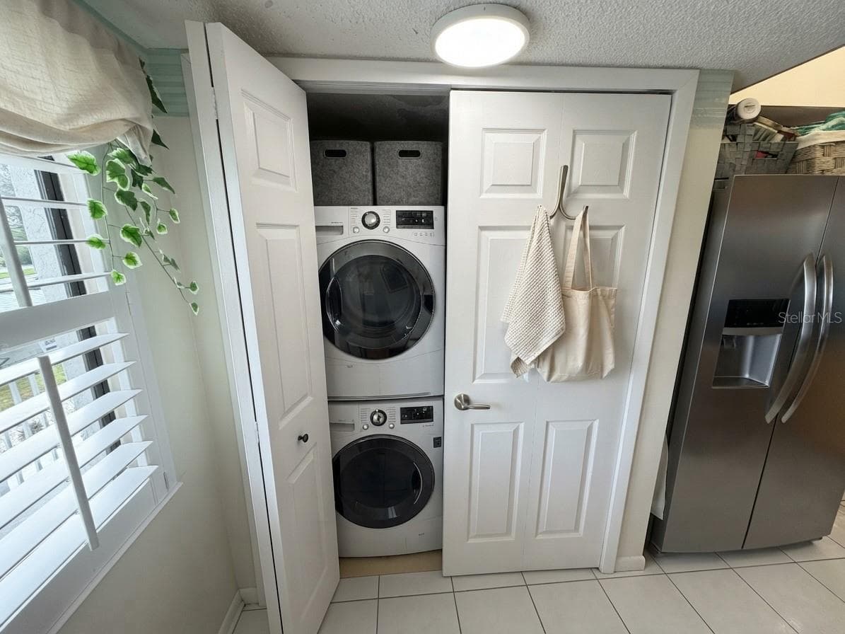 4620 BAY BOULEVARD — photo 12 of 26