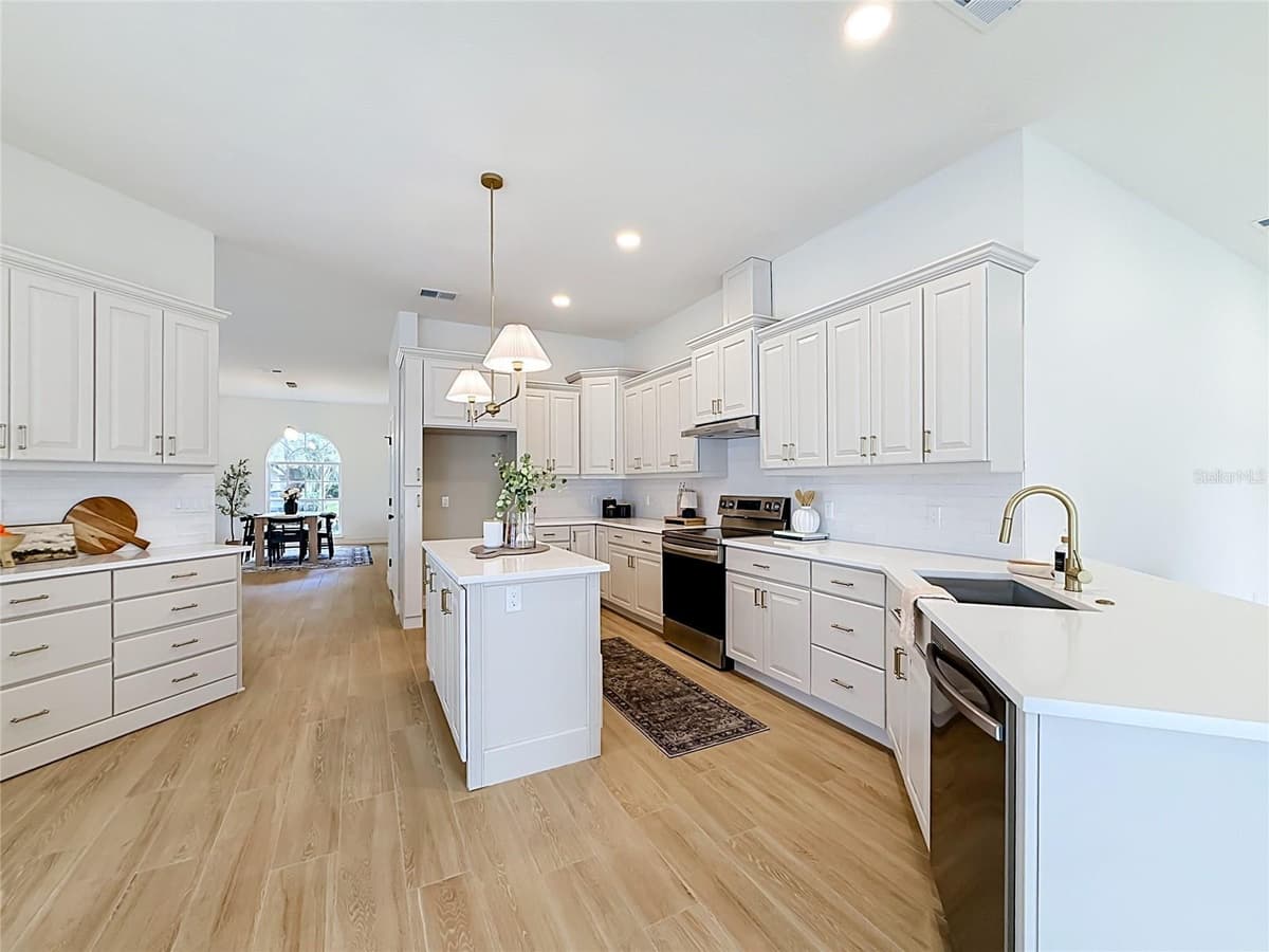 34239 WOODRIDGE LANE — photo 9 of 33
