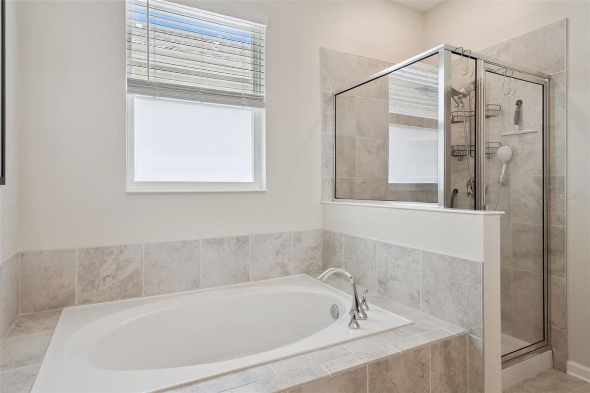 897 CARMILLION COURT — photo 21 of 72