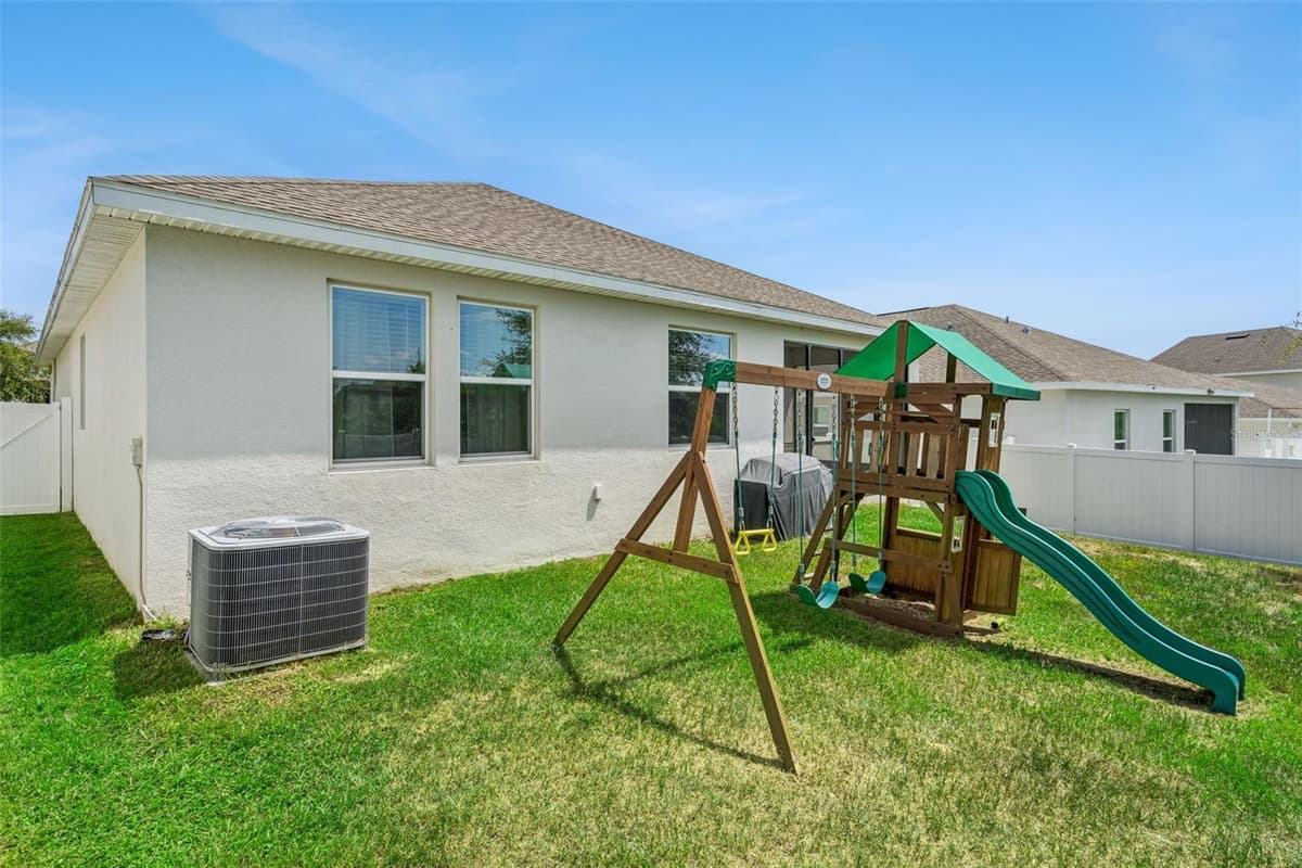 897 CARMILLION COURT — photo 34 of 72