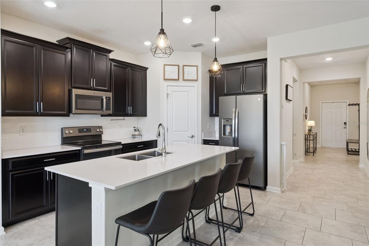 897 CARMILLION COURT — photo 6 of 72