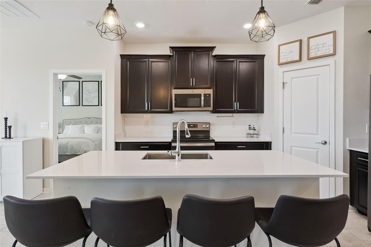897 CARMILLION COURT — photo 9 of 72
