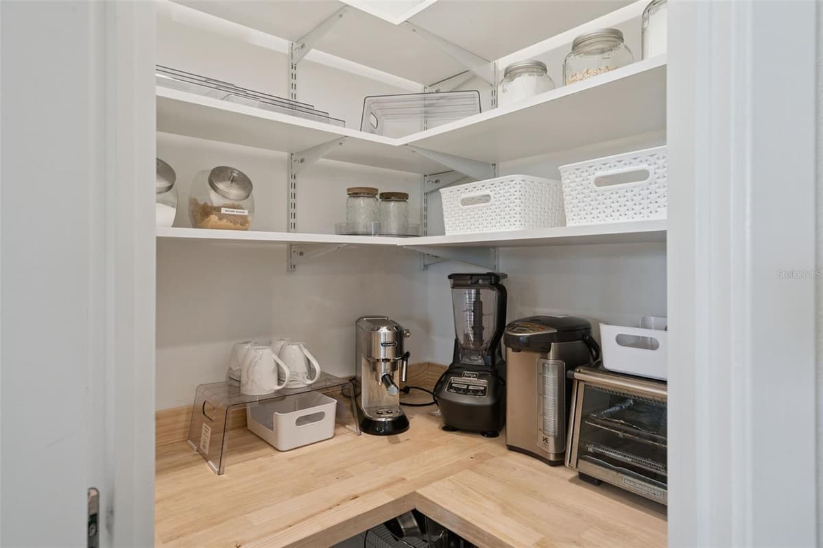 897 CARMILLION COURT — photo 12 of 72