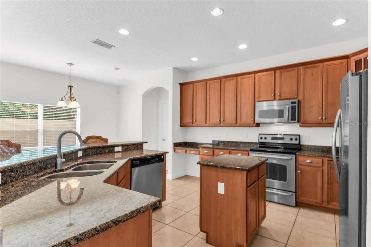 3342 HERRINGRIDGE DRIVE — photo 15 of 56