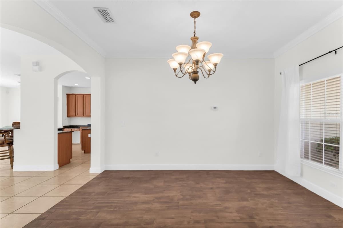 3342 HERRINGRIDGE DRIVE — photo 10 of 56