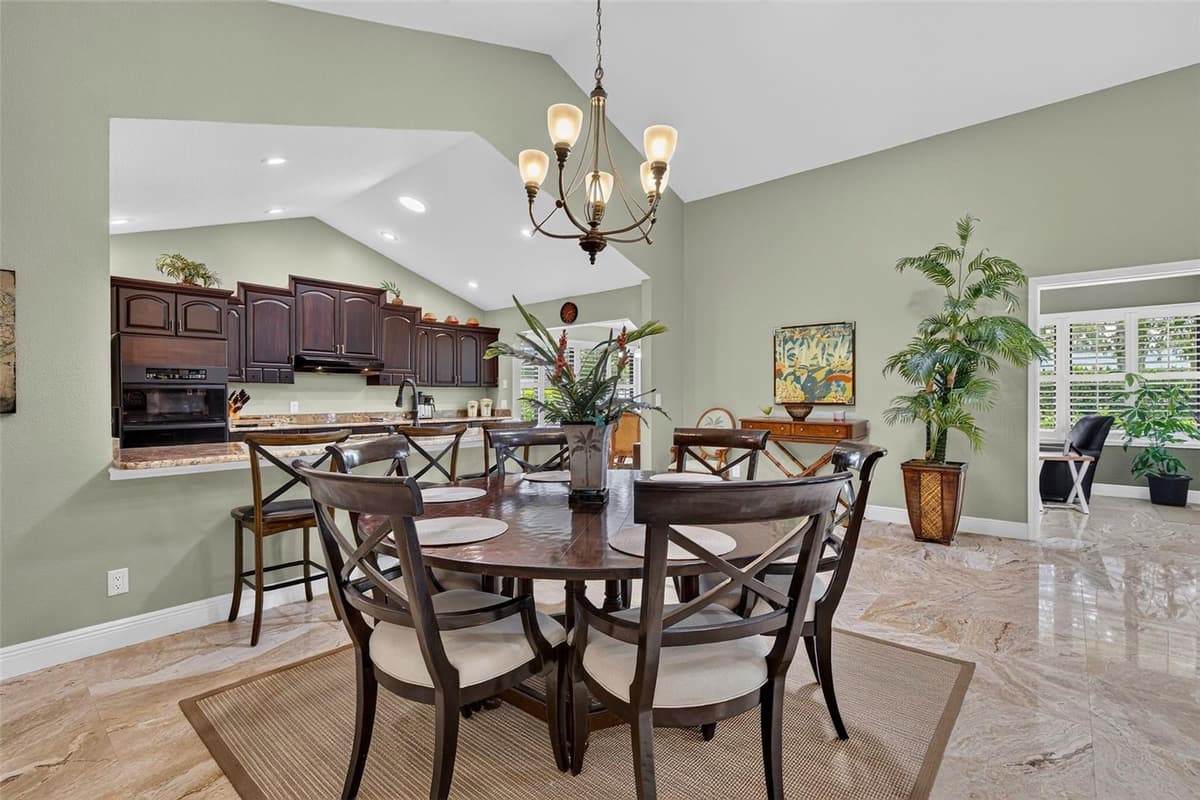 2604 ROYAL LIVERPOOL DRIVE — photo 10 of 61