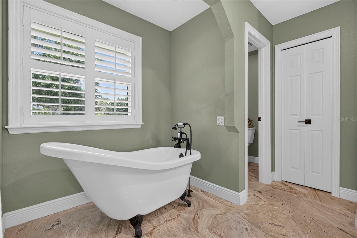 2604 ROYAL LIVERPOOL DRIVE — photo 26 of 61