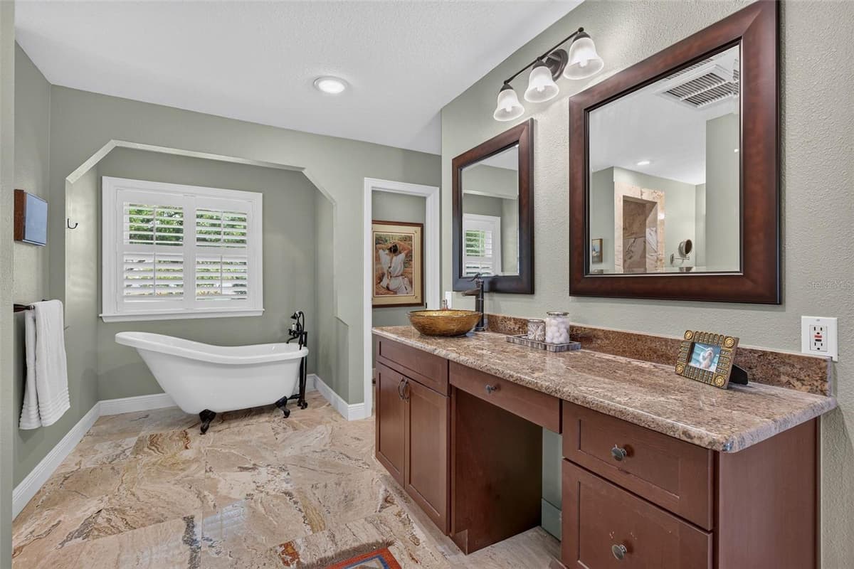 2604 ROYAL LIVERPOOL DRIVE — photo 25 of 61