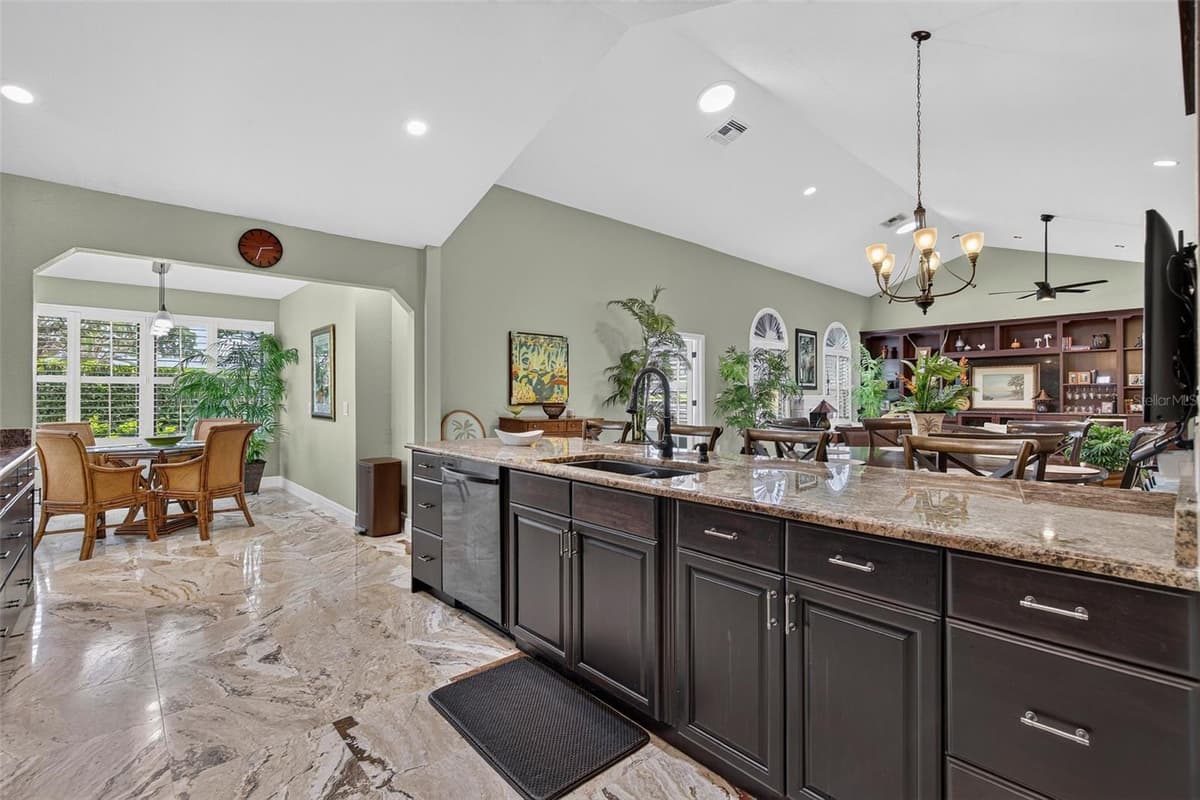 2604 ROYAL LIVERPOOL DRIVE — photo 18 of 61
