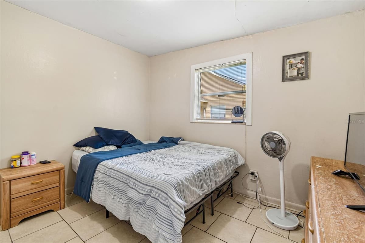 5020 86TH STREET — photo 10 of 14