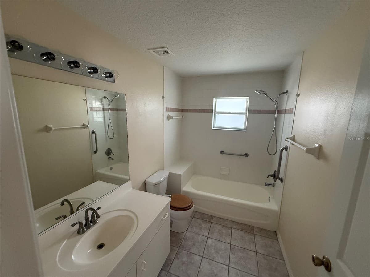 2225 INDIA PALM DRIVE — photo 7 of 20